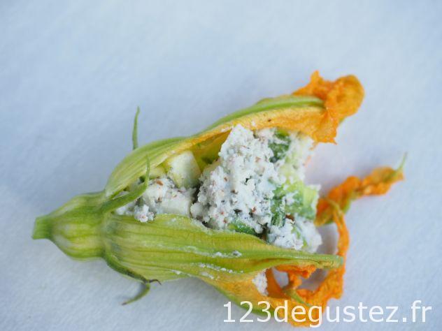 Fleurs de courgettes farcies