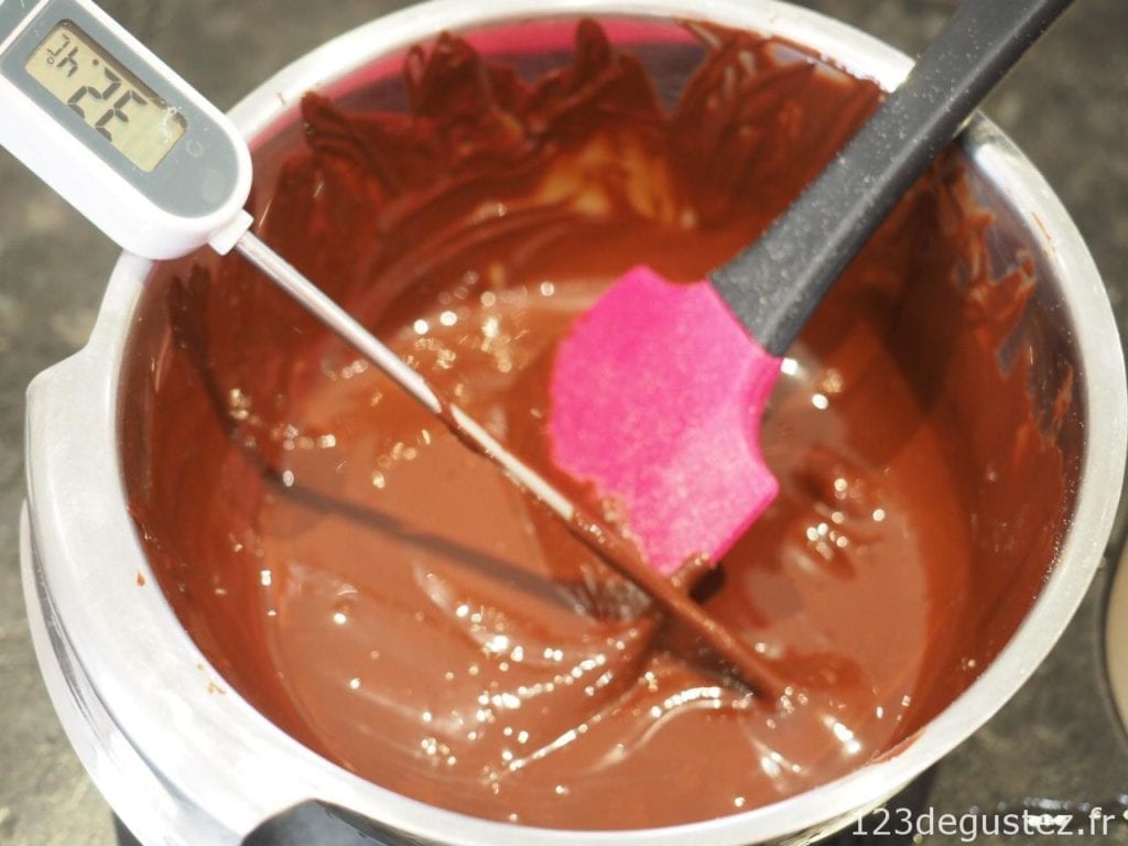 oeuf en chocolat surprise