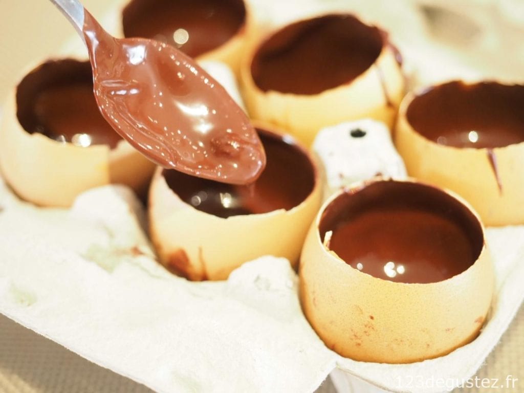 oeuf en chocolat surprise