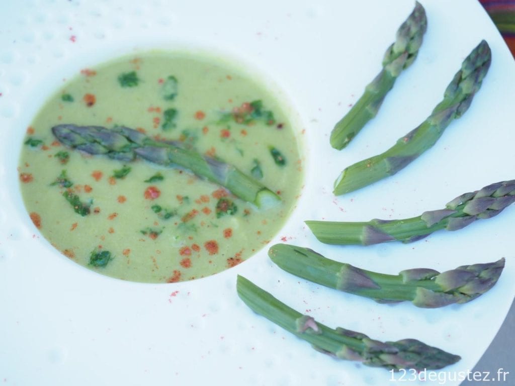 velouté d'asperges facile