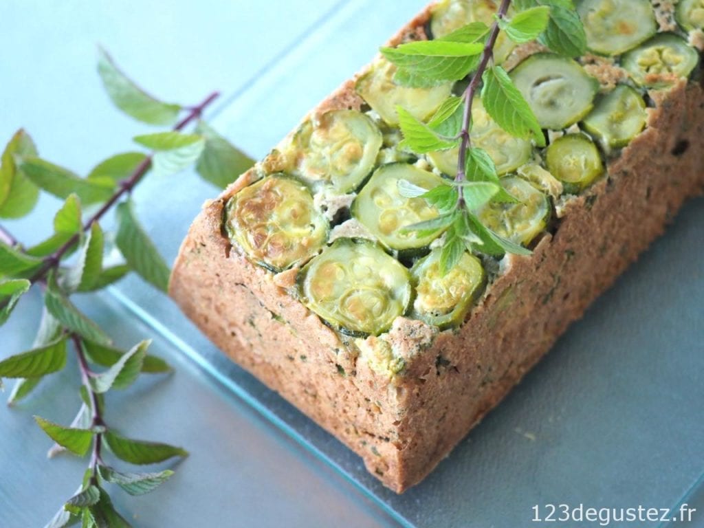 cake aux courgettes à la menthe