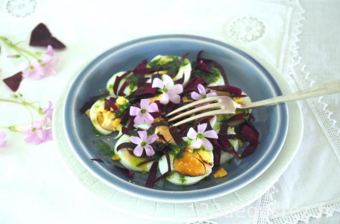 salade oeufs durs à l'oxalis