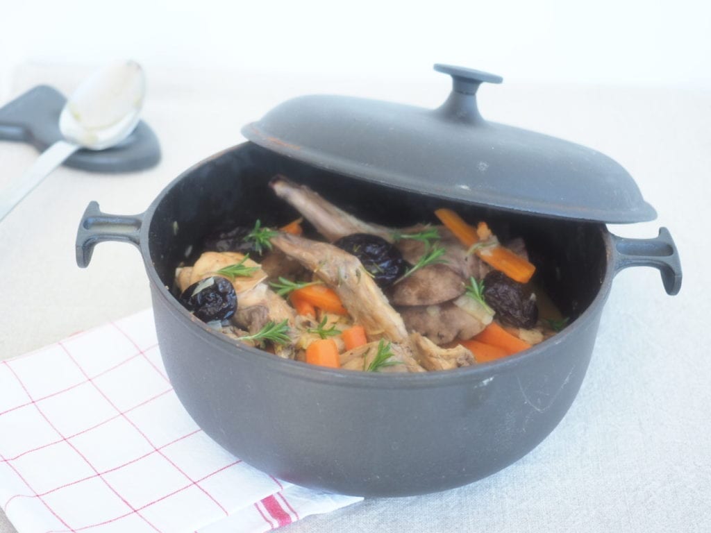 lapin aux pruneaux
