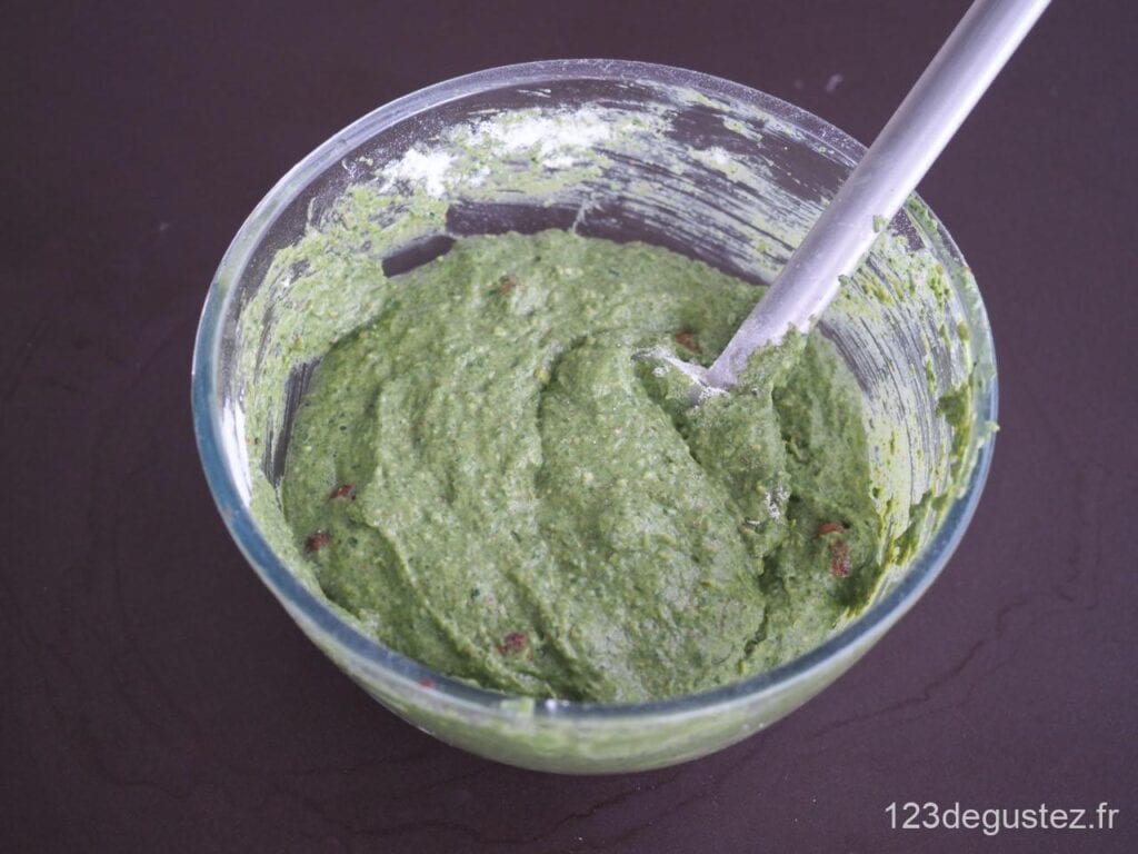 pain d'ortie aux noisettes