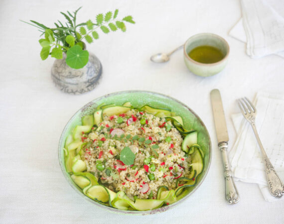 salade de quinoa aux légumes croquants