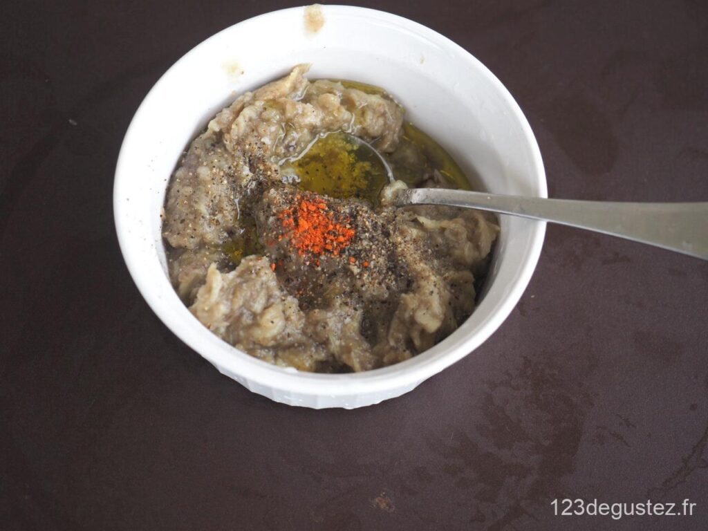 écrasé d'aubergine à l'orientale