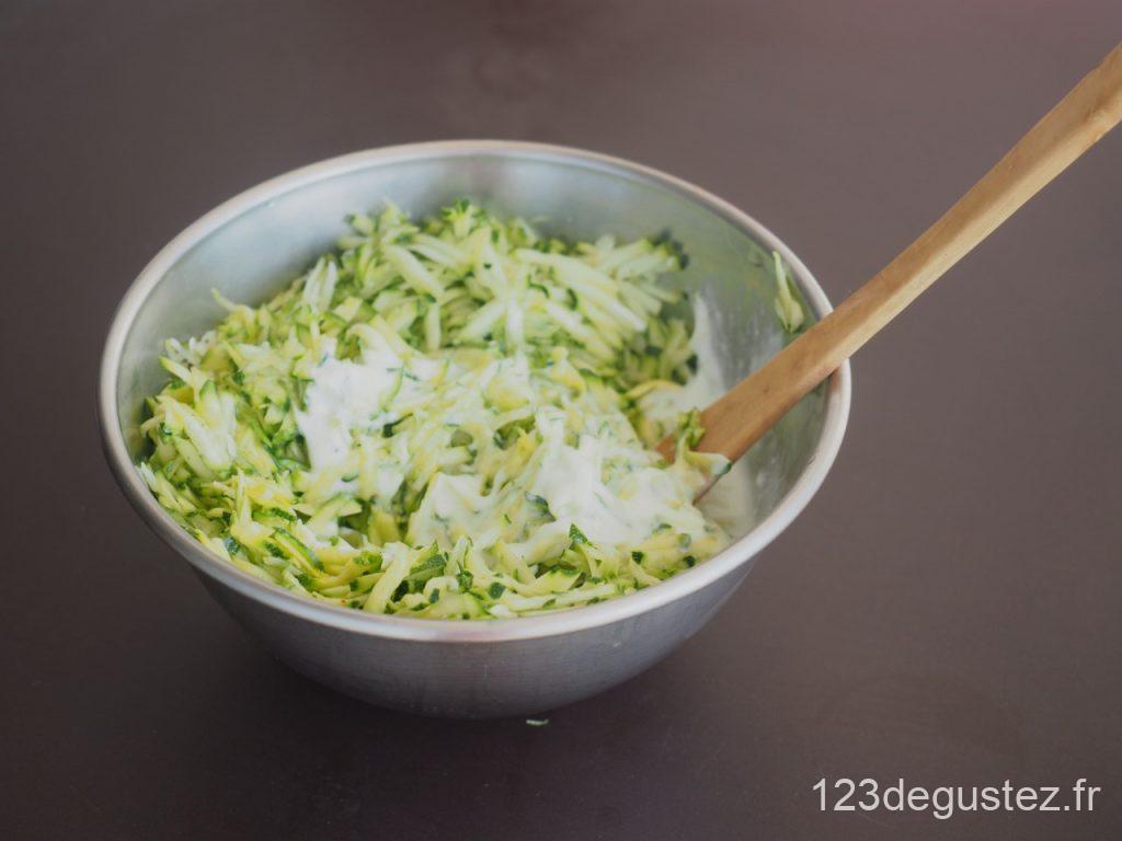 Clafoutis courgette et truite fumée